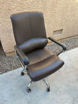 Brown Executive Office Chair – Rolling Swivel Desk Chair with Lumbar Support
