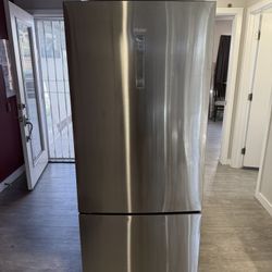 GE Refrigerator 