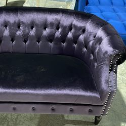 New Purple Velvet Tufted Loveseat