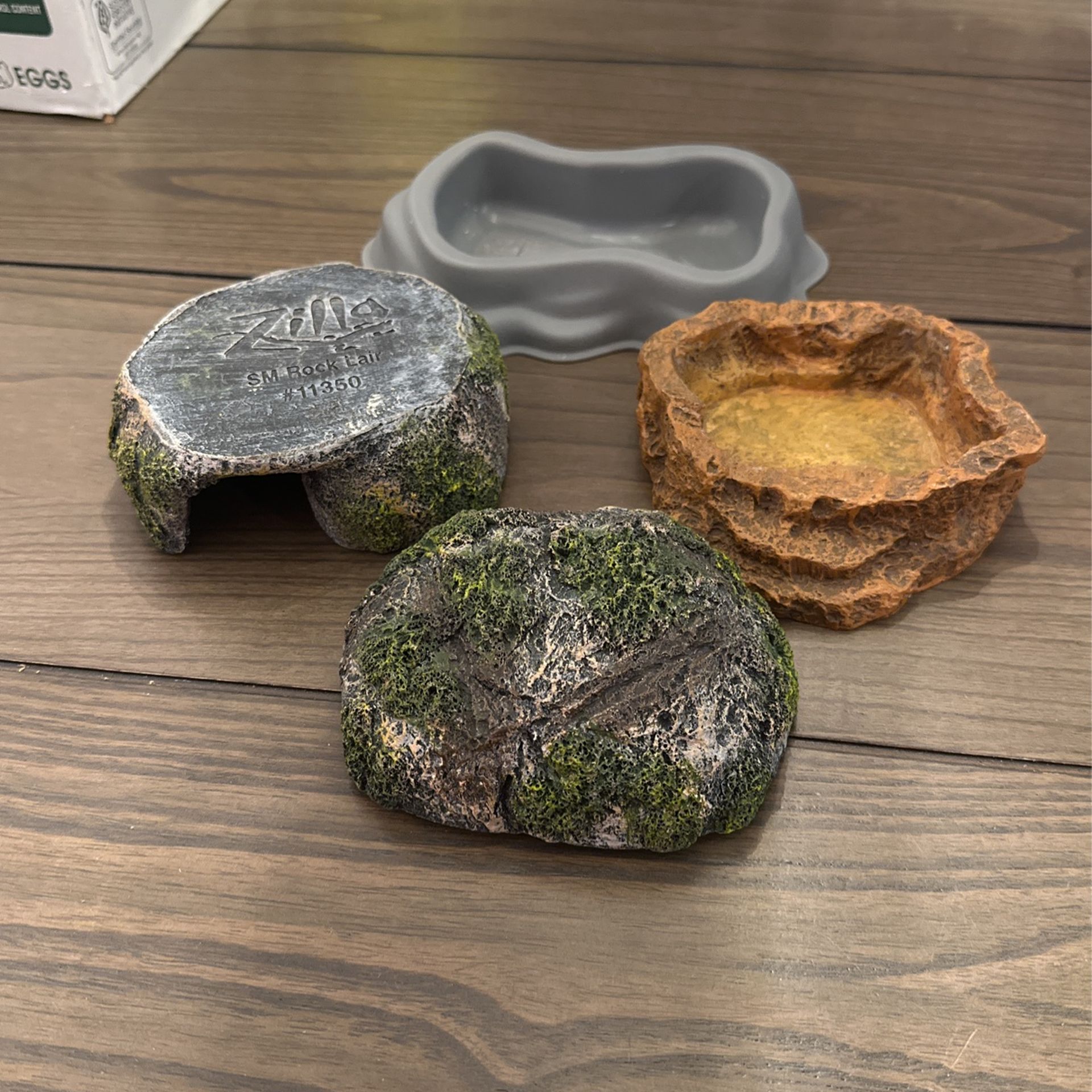 Zilla Reptile Hides And Caves
