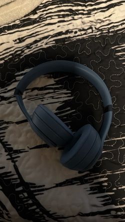 Beats Solo 4