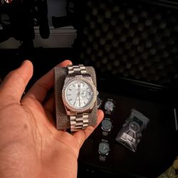 Sky Blue Diamond Bezel Luxury Watch