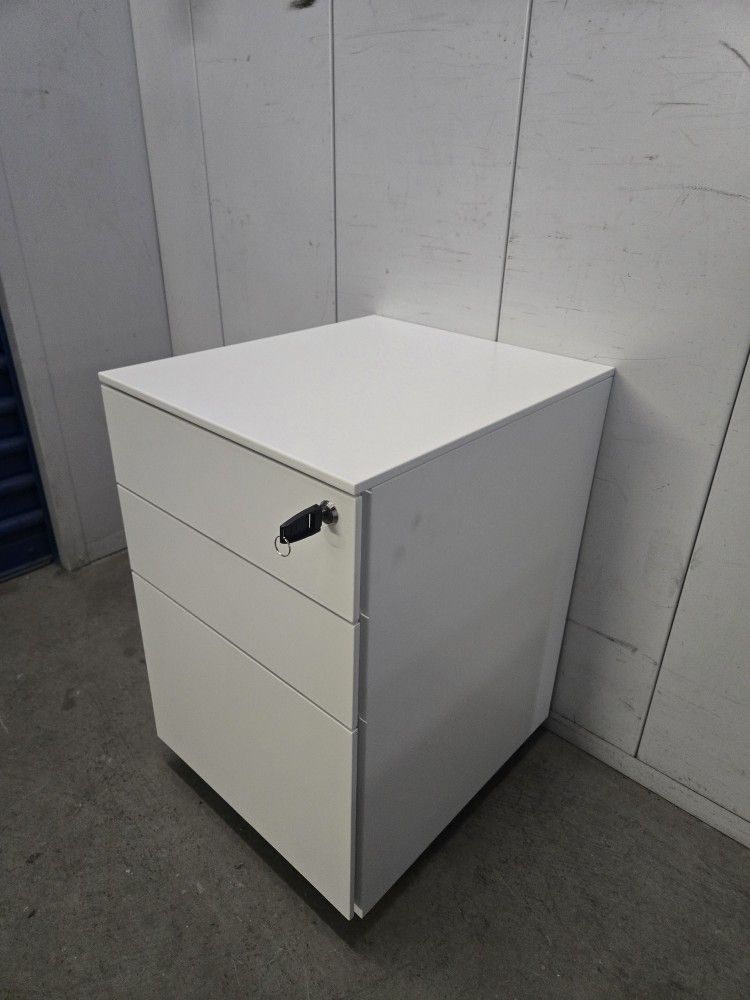 Metal File Cabinet With Key For Letter Or Legal Size
