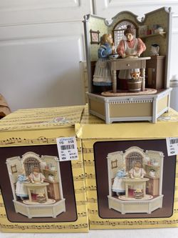 Music Box Enesco Mother Daughter Cooking Lessons
