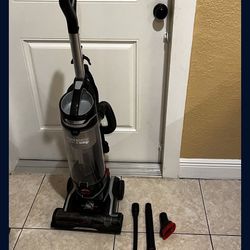 Vacuum Cleaner HOOVER MAX LIFE POWER DRIVE SWIVEL XL PET … $75