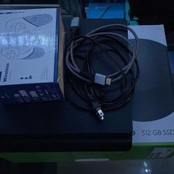 Xbox Series S + PlayStation 4 Slim 