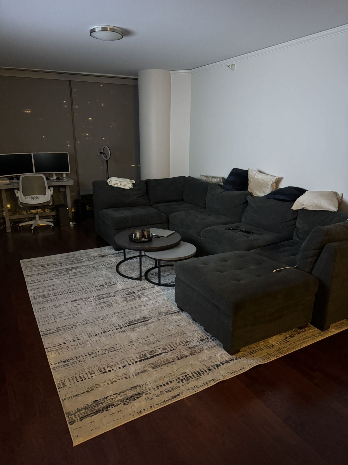 Thomasville Tisdale Fabric Sectional with Storage Ottoman