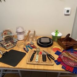 Kitchen/Entertaining Accessories Lot