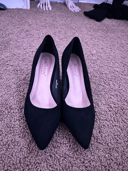 Black Cherish Heels - Size 8 1/2
