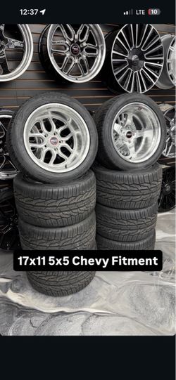wheels 17x11 ” staggered 5x127