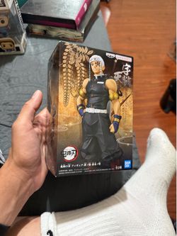 Bandai Tengen Uzui Figure