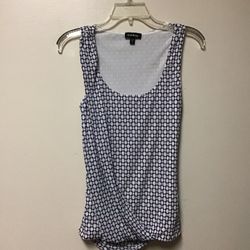 Women’s BÉBÉ 100% nylon navy & white sleeveless stretch top… Size-small
