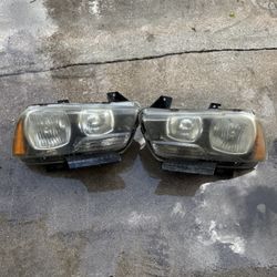 11-14 Dodge charger Halogen Headlights 