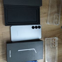 Samsung Galaxy s25+
256g