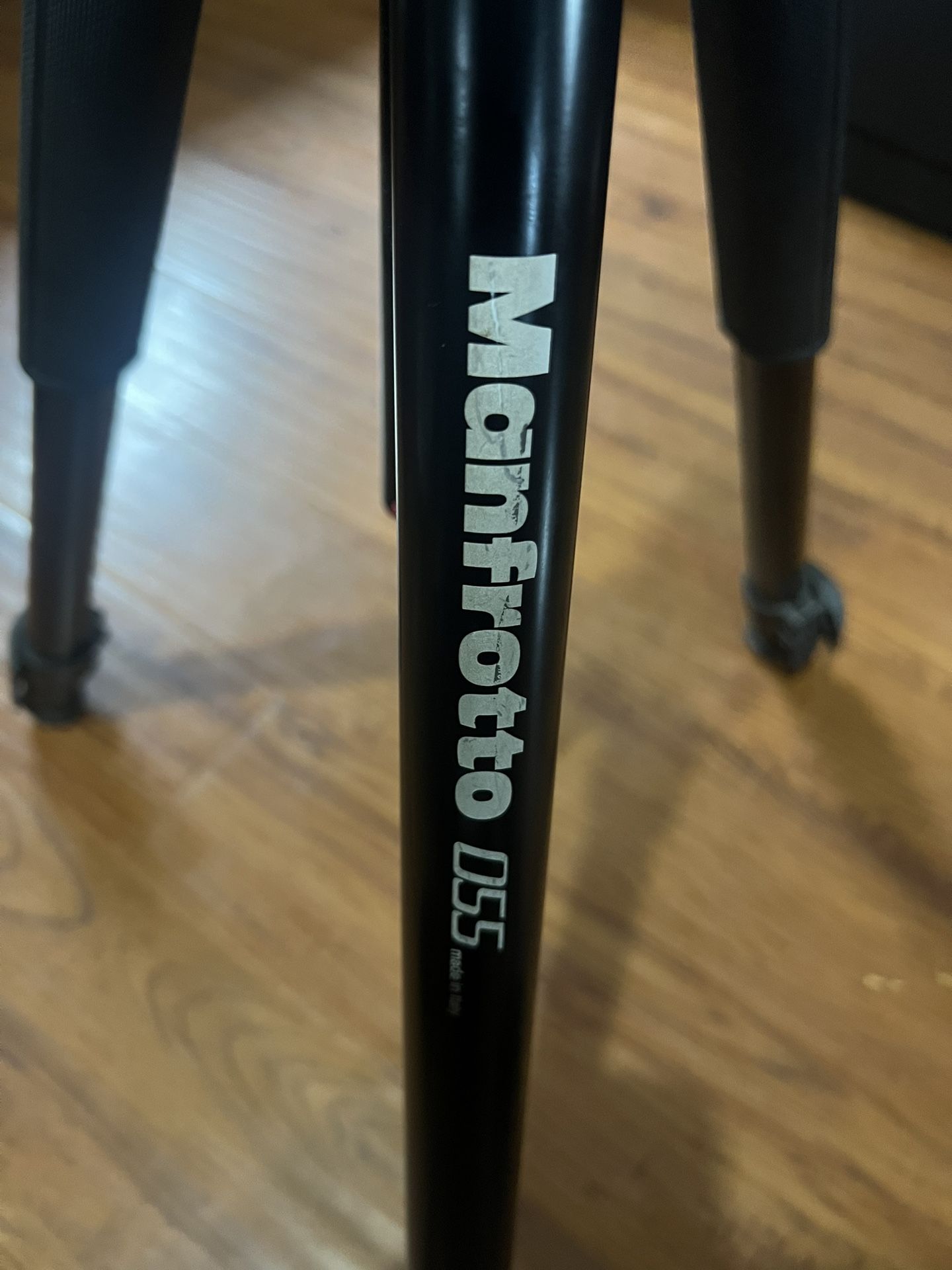 Manfrotto 055 3 Sectional Tripod