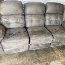 ELECTRIC RECLINER SOFA 