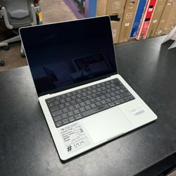 Apple MacBook Pro 14” M4 16GB/512GB (British Keyboard)