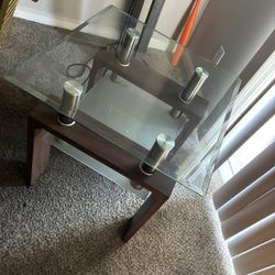 glass table 