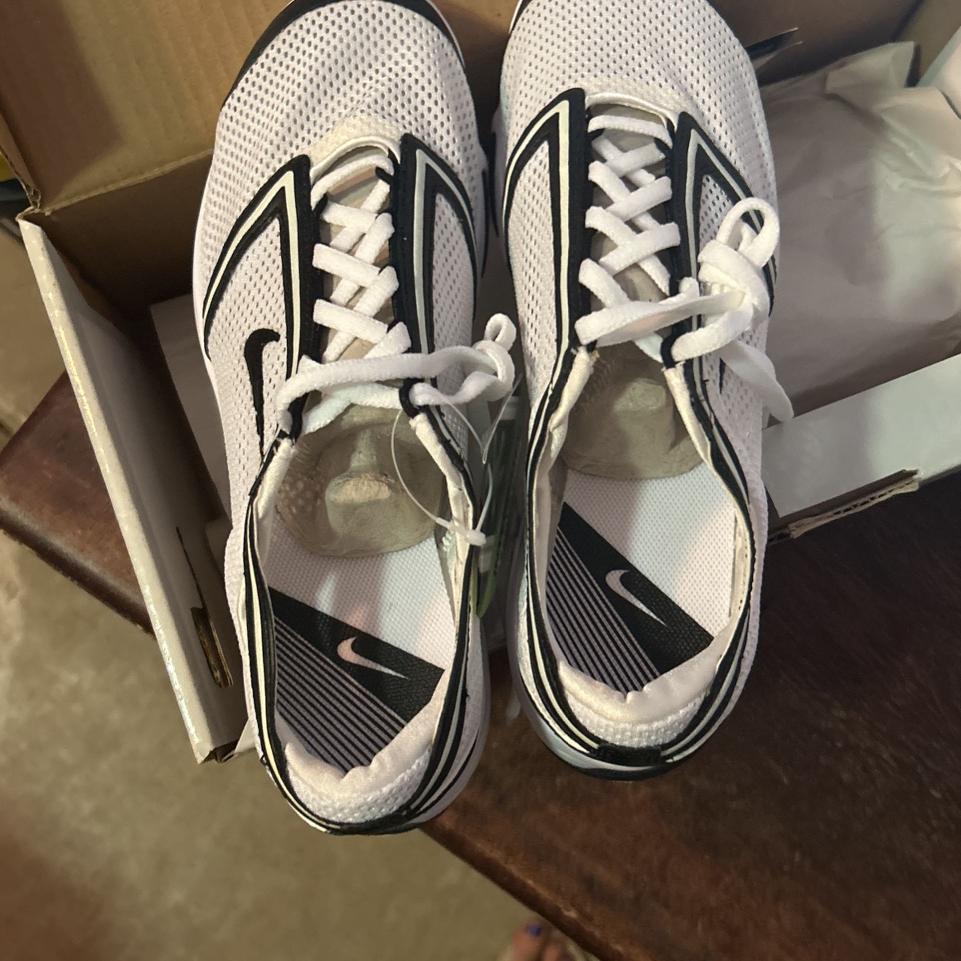 Nike Golf Performance Footwear, Women’s Summer Light III