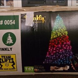 7.5ft Green Vermont Twinkly Christmas Tree