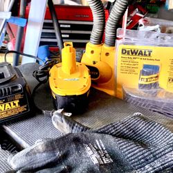 New Dewalt Battery And Used Flex Flashlight