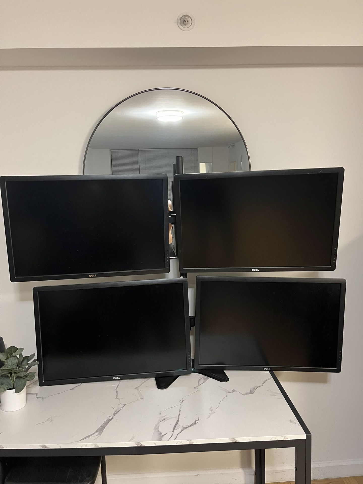 Four Monitor set
