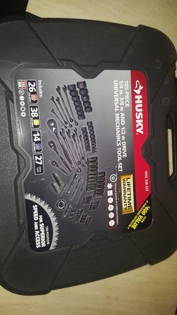 Husky tool box 105 piece brand new