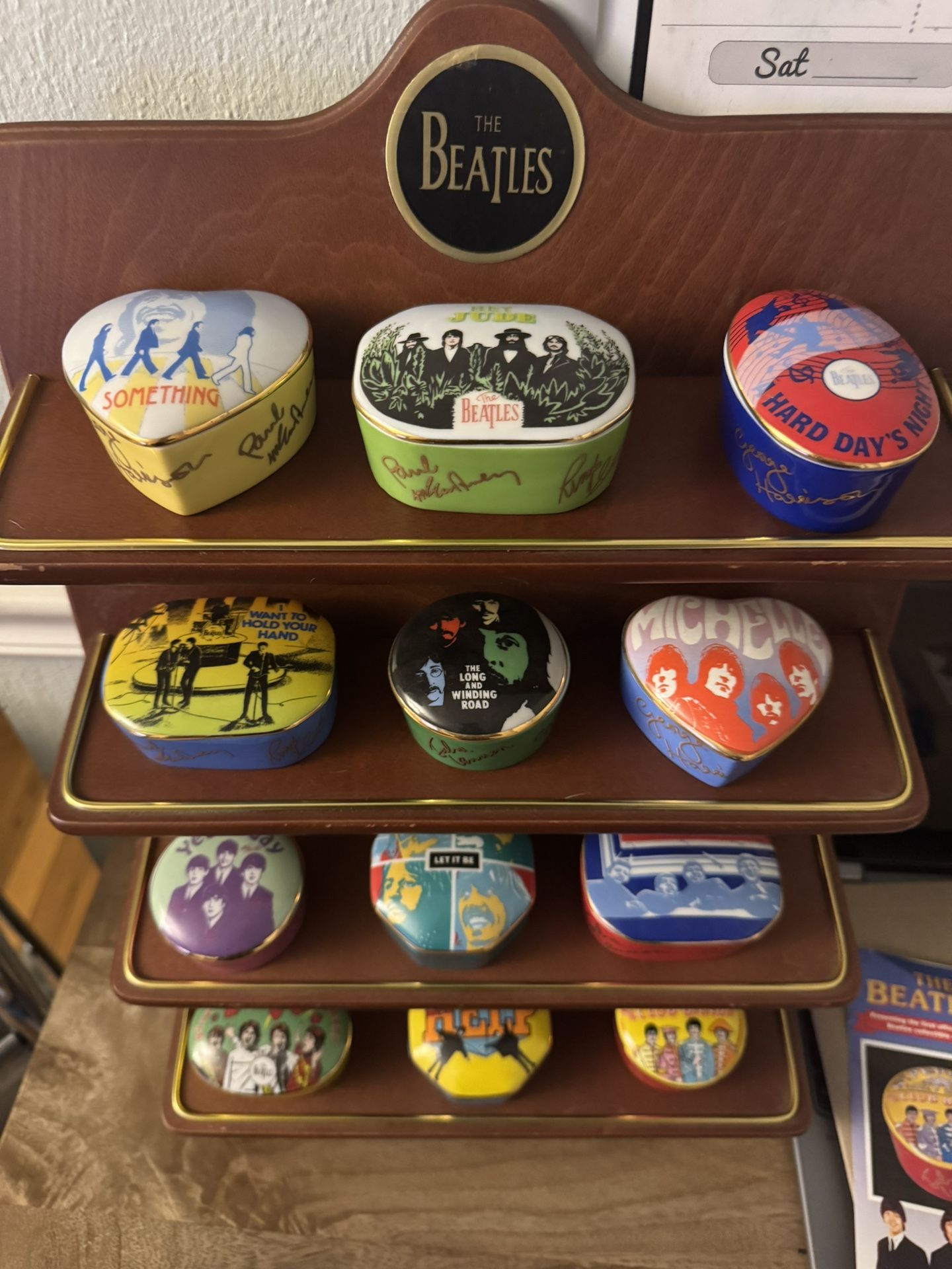 Franklin Mint Authorized The Beatles Porcelain Music Box Collection With Shelf