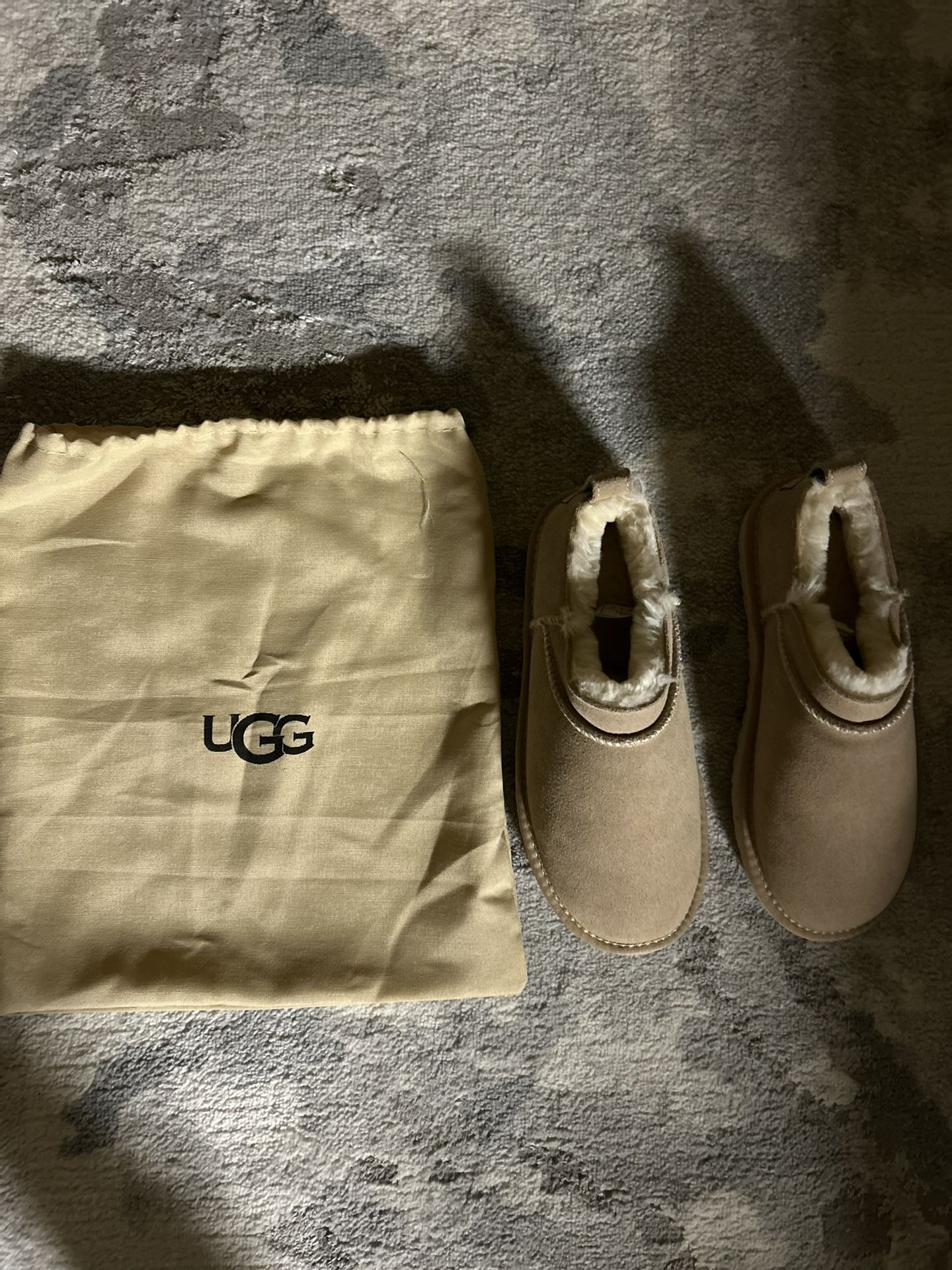 UGG Tasman Slipper Boot / Low Boot (SugarSole version)