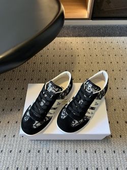 New women's Dior shoes for the winter season
