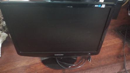 Samsung Monitor.