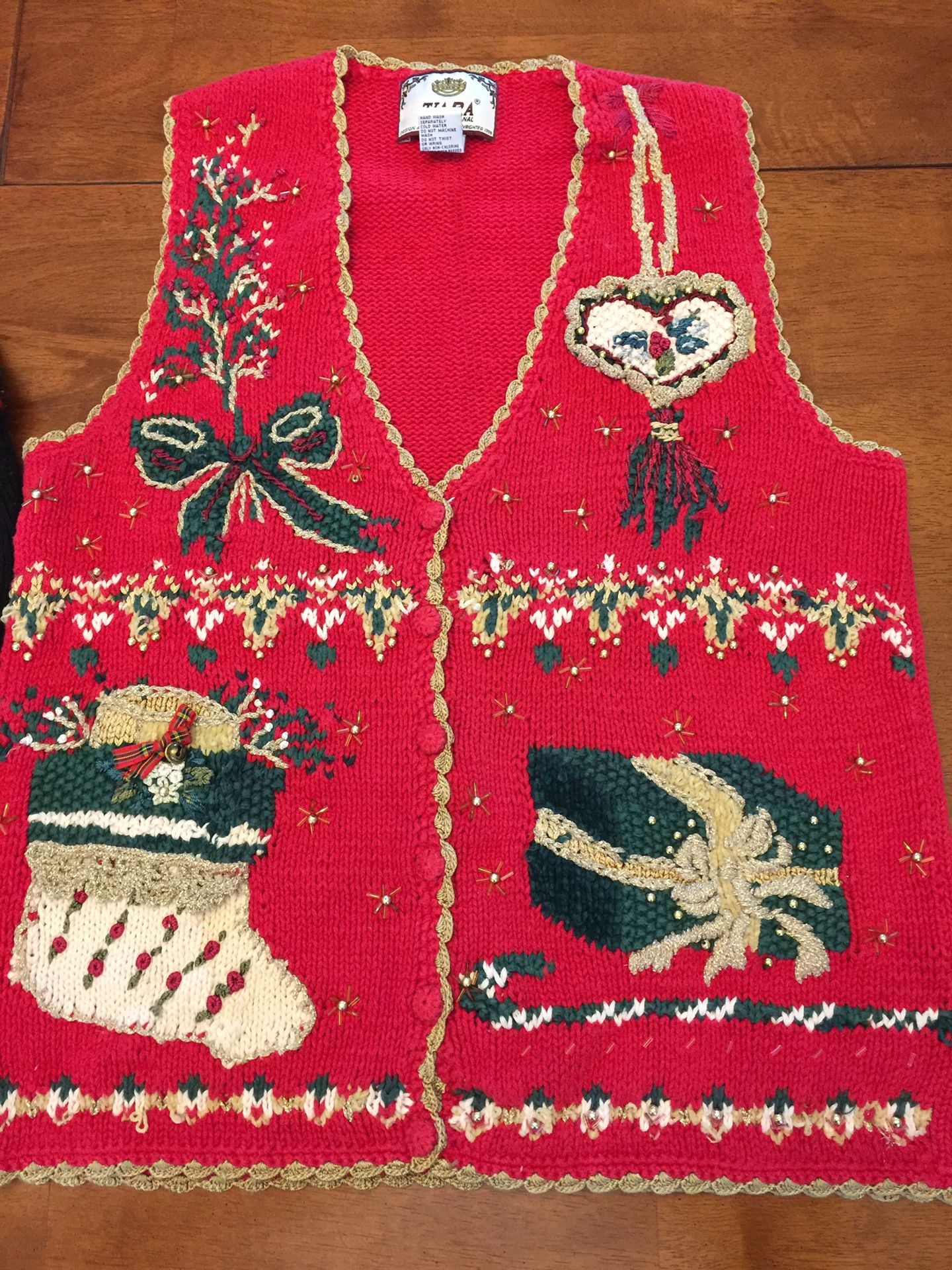 Women’s Ugly Sweater Vest Size M