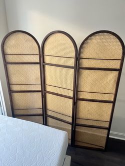 Divider
