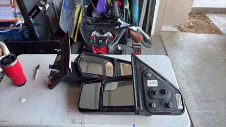 2013 F150 factory mirrors W/ tow mirror attachments