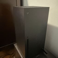Xbox Series X With Accessories (Used like New)
