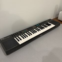 Yamaha PSR-21 Keyboard 
