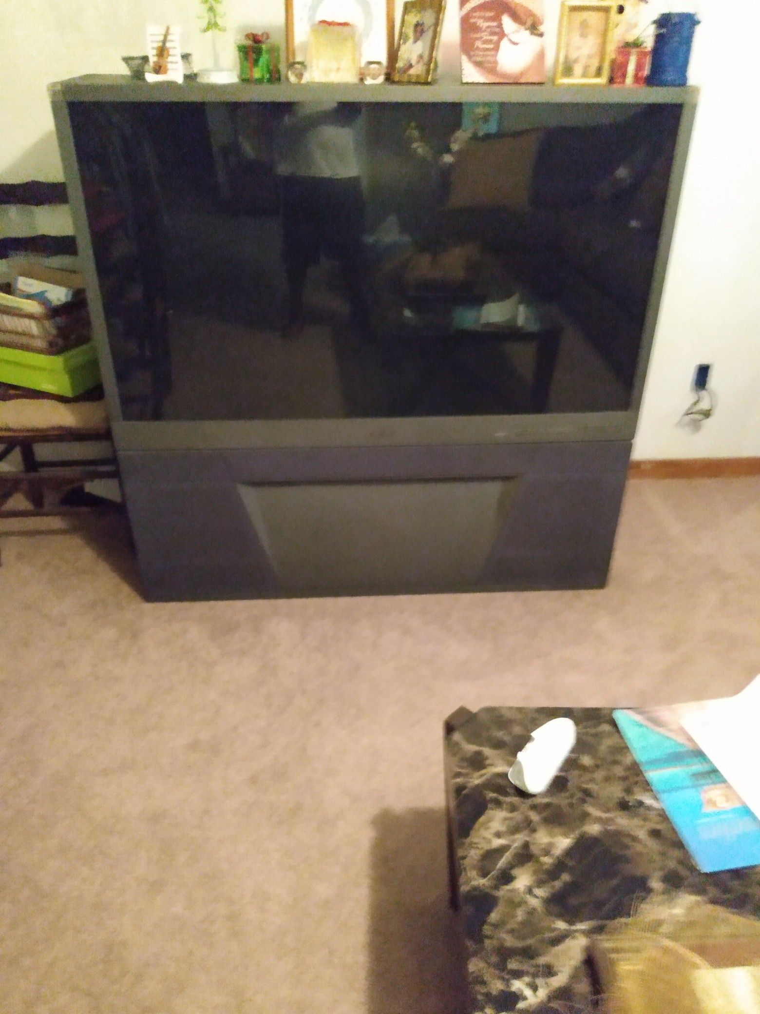 70 inch Mitsubishi