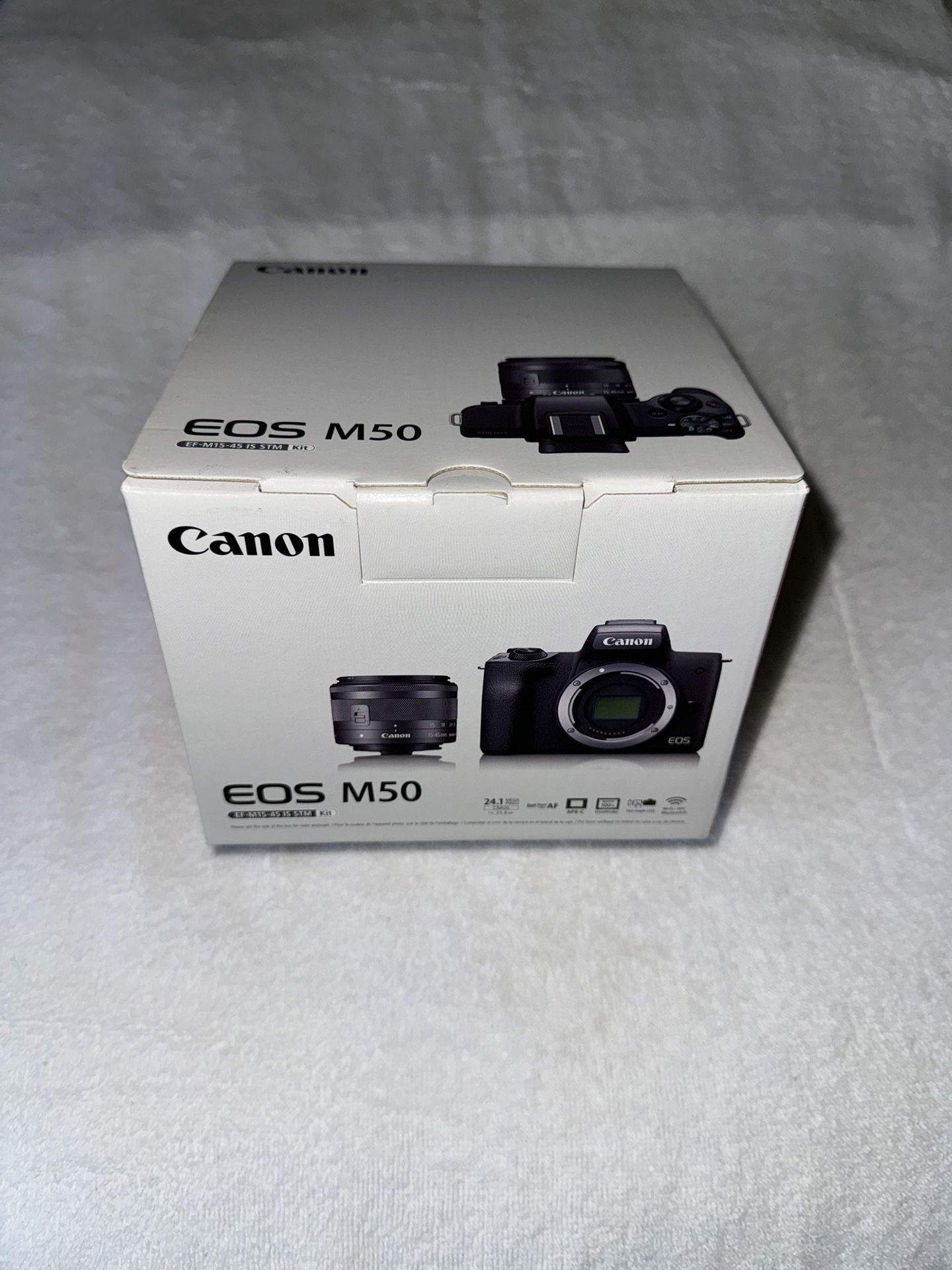 CANON M50 Mark II EF-M 15-45mm f/3.5-6.3 IS STM Lens Kit
