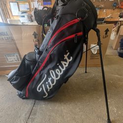 Titleist Players 4-5 Golf Bags