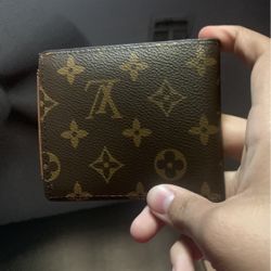 lv wallet