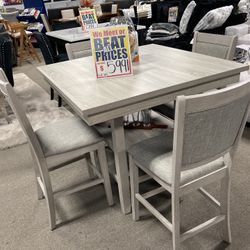 Amazing Dining Set! $499 📦🔥✨