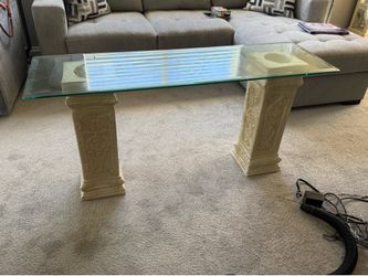 Long table
