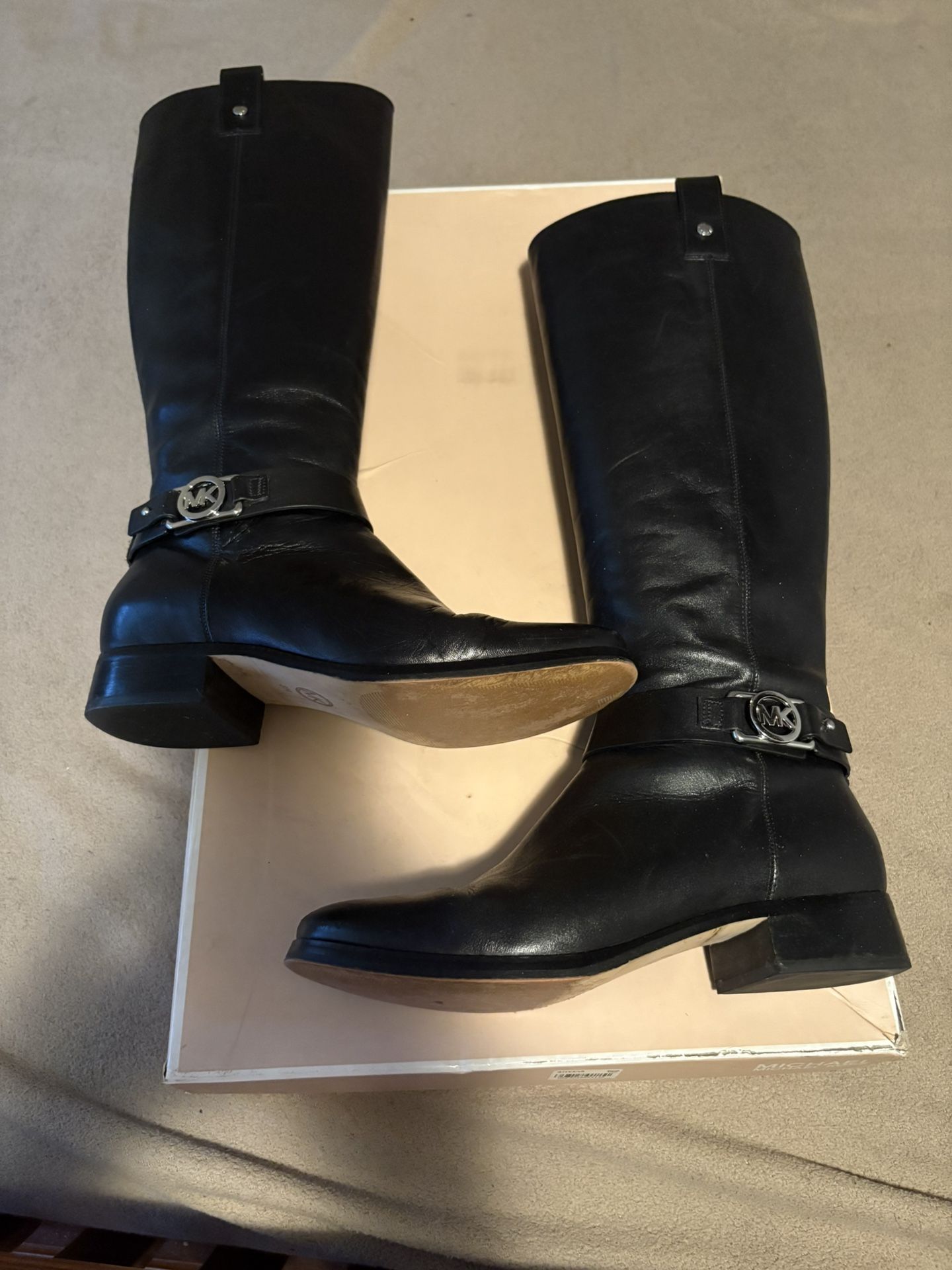 Michael Kors Boots 