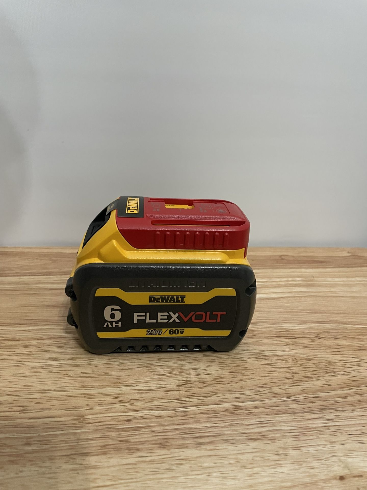 New Dewalt Battery FLEX VOLT 6AH