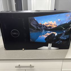 Dell UltraSharp 27” QHD Display