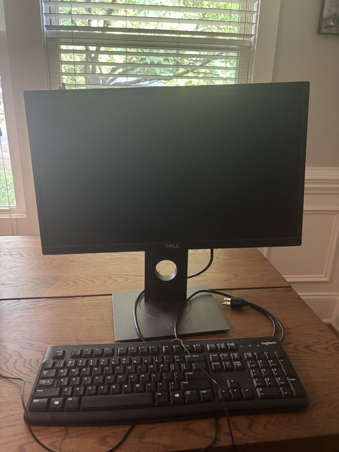 Dell Monitor With Keyboard