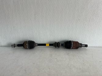 (6825) 20-25 Nissan Versa Left Front Axle Shaft 2020 2021 2022 2023 2024 2025
