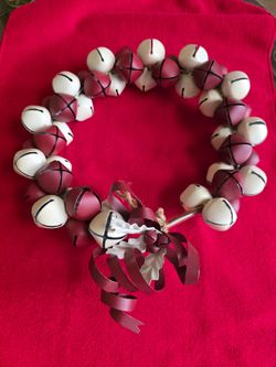 Vtg Rustic Jingle Bell Wreath Red Cream Metal Holly Bow Christmas Door Decor