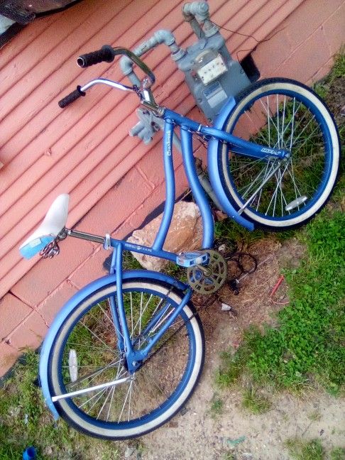 Huffy Cranbrook 26" Blue Beach Cruiser