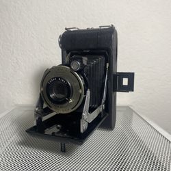 Kodak Vigilant Junior Six-20 - Film Camera Antique Analog 